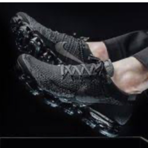 Nike Shoes - Nike Air Vapormax Flyknit 2. Women’s size 7.5